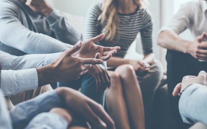 How-to-Communicate-Better-In-Relationships