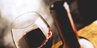 Study: Eating Chocolate and Drinking Red Wine Reverses Aging In Human Cells